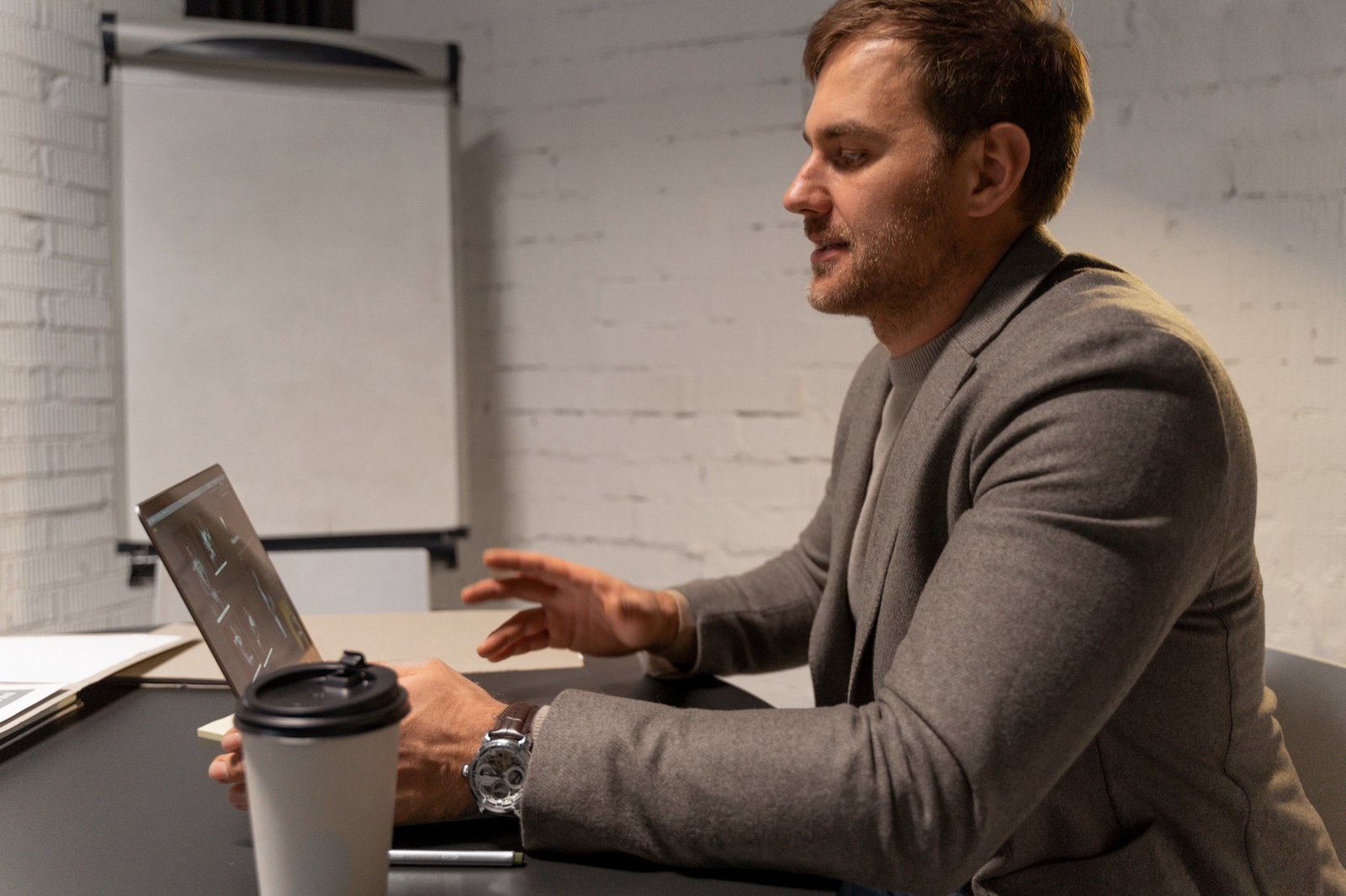 24de465f0652adeaa72f00e2dabce433d26e0916